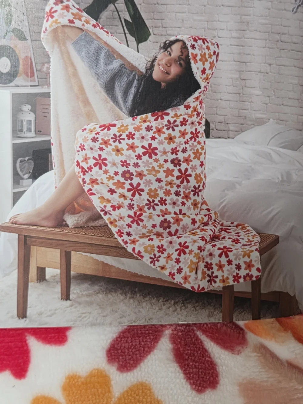 Forever 21 Floral Hooded Throw Blanket  NIP